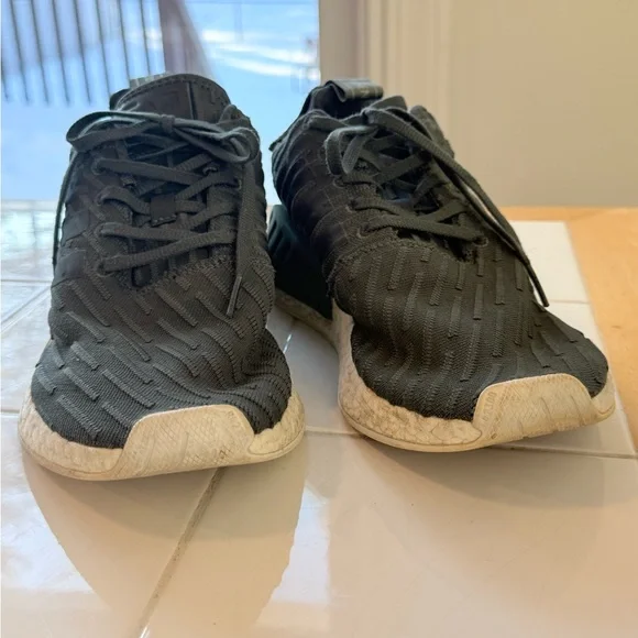 Adidas NMD R2 Boost Utility Green Women’s Size 9.5 Sneakers BA7261 - Picture 7 of 8